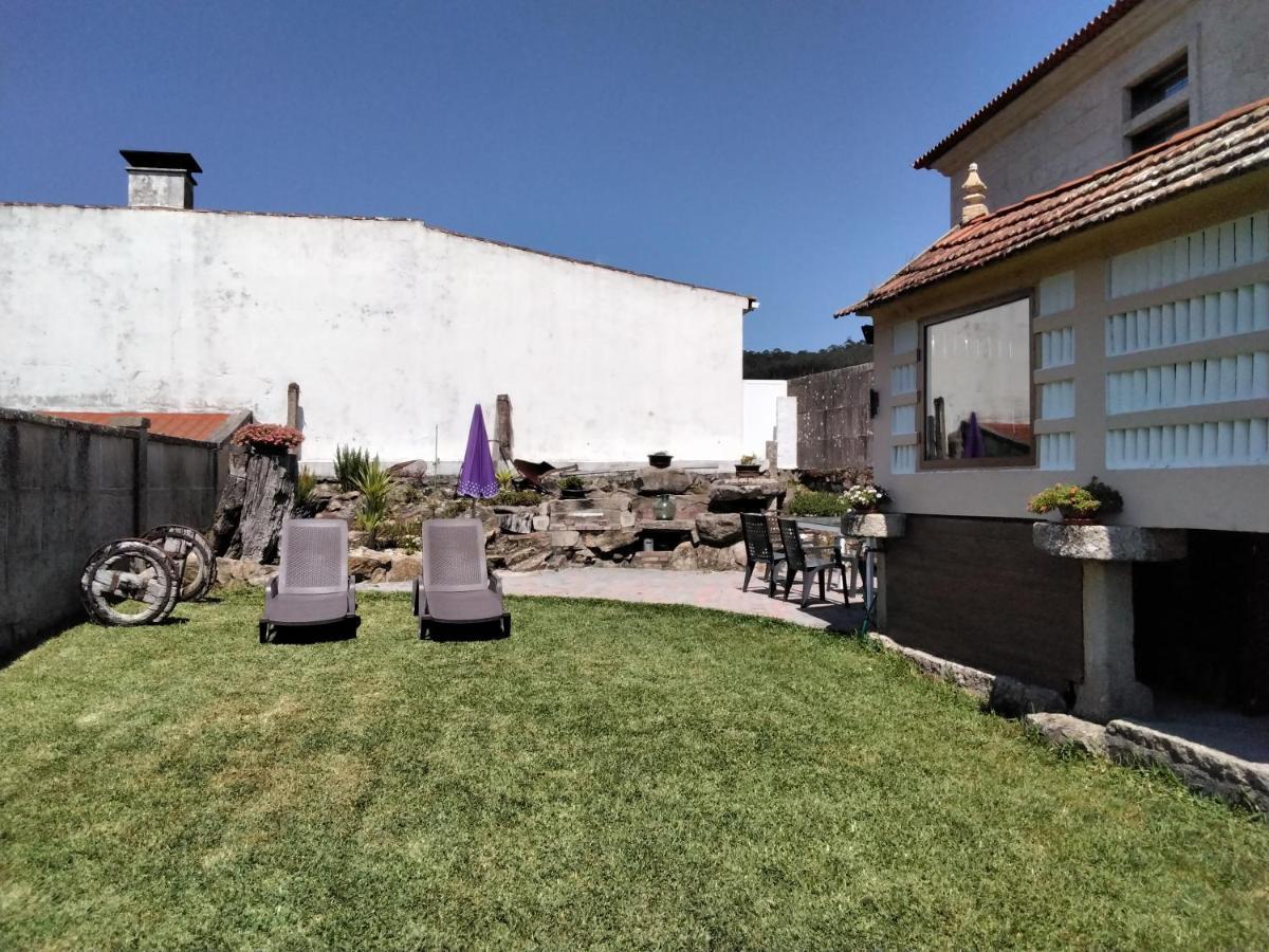 شقة Casa A Coruxa San Salvador de Poio الغرفة الصورة