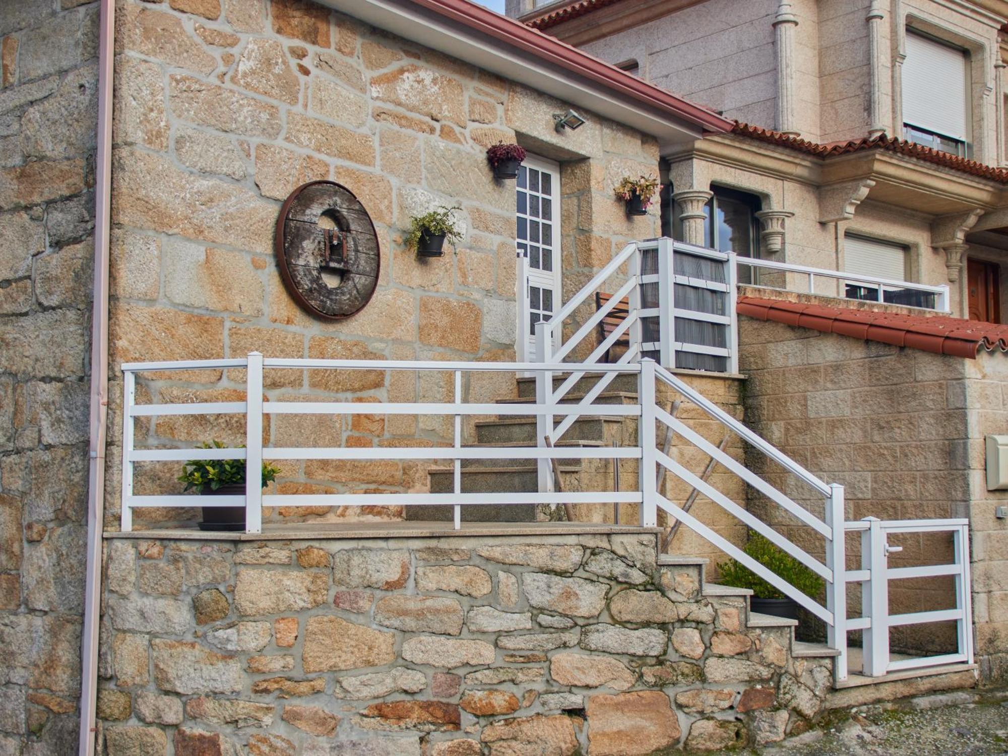 شقة Casa A Coruxa San Salvador de Poio الغرفة الصورة